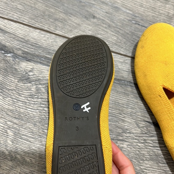 • Rothy’s • The Kids Loafer Lemondrop Yellow with Pink Stripe Big Kids 3 - Picture 6 of 7